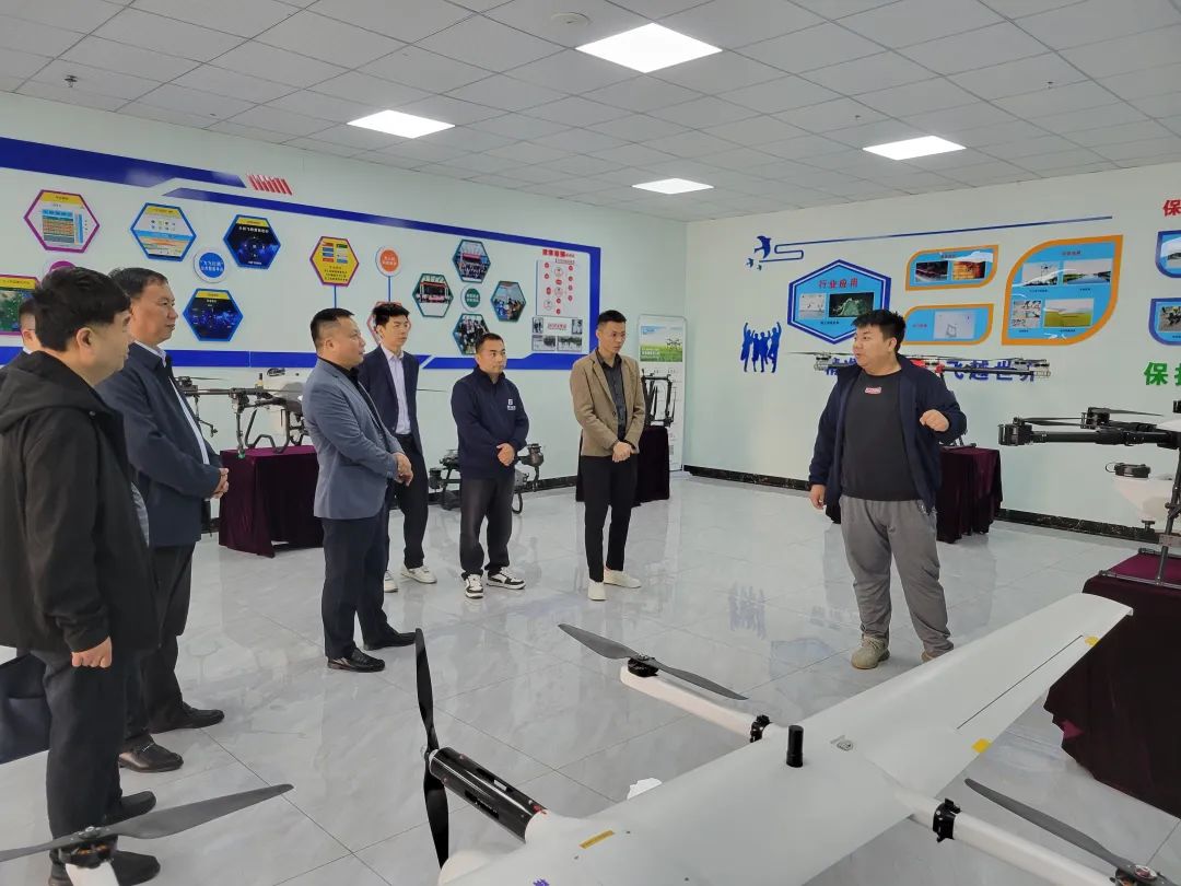 1738404401176219.jpg 2.jpg