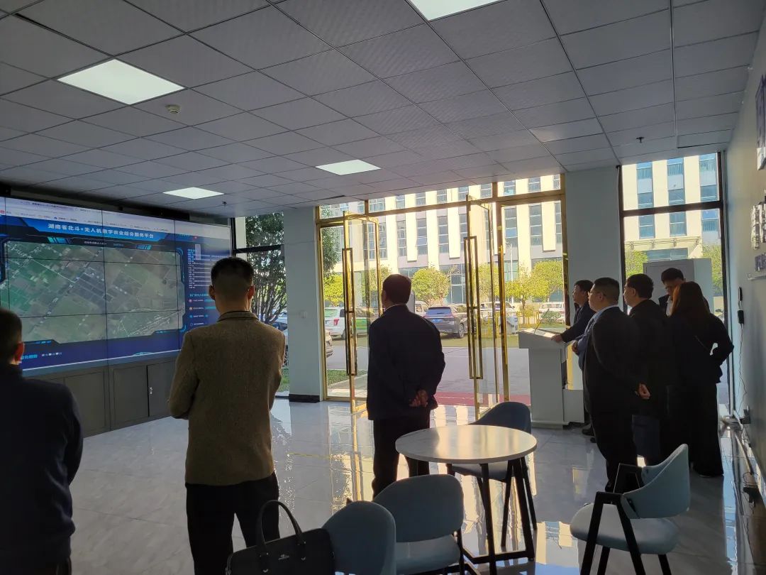 1738404413190967.jpg 3.jpg