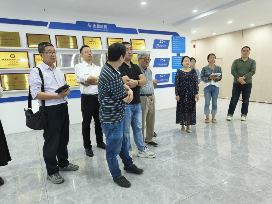 1738409489106916.png 2.png