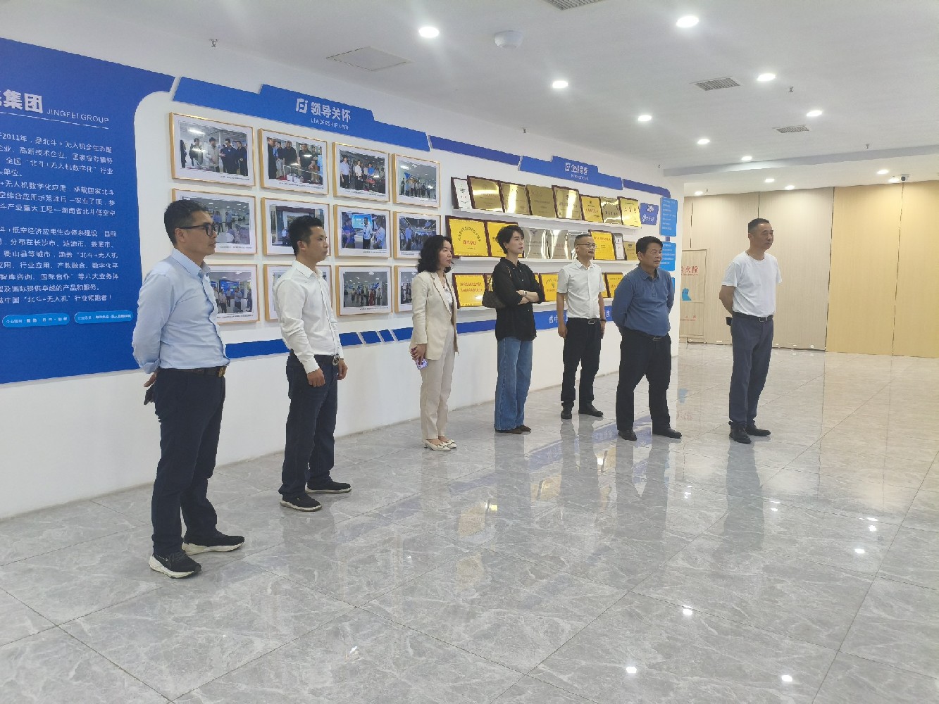 湖南現代物流職業技術學院領導一行到訪精飛集團